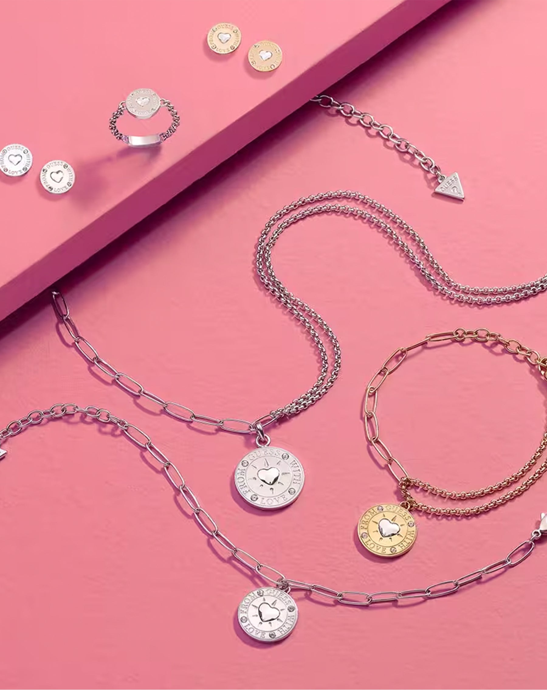 Guess Kalpli Kadın Bileklik JGUUBB70000S