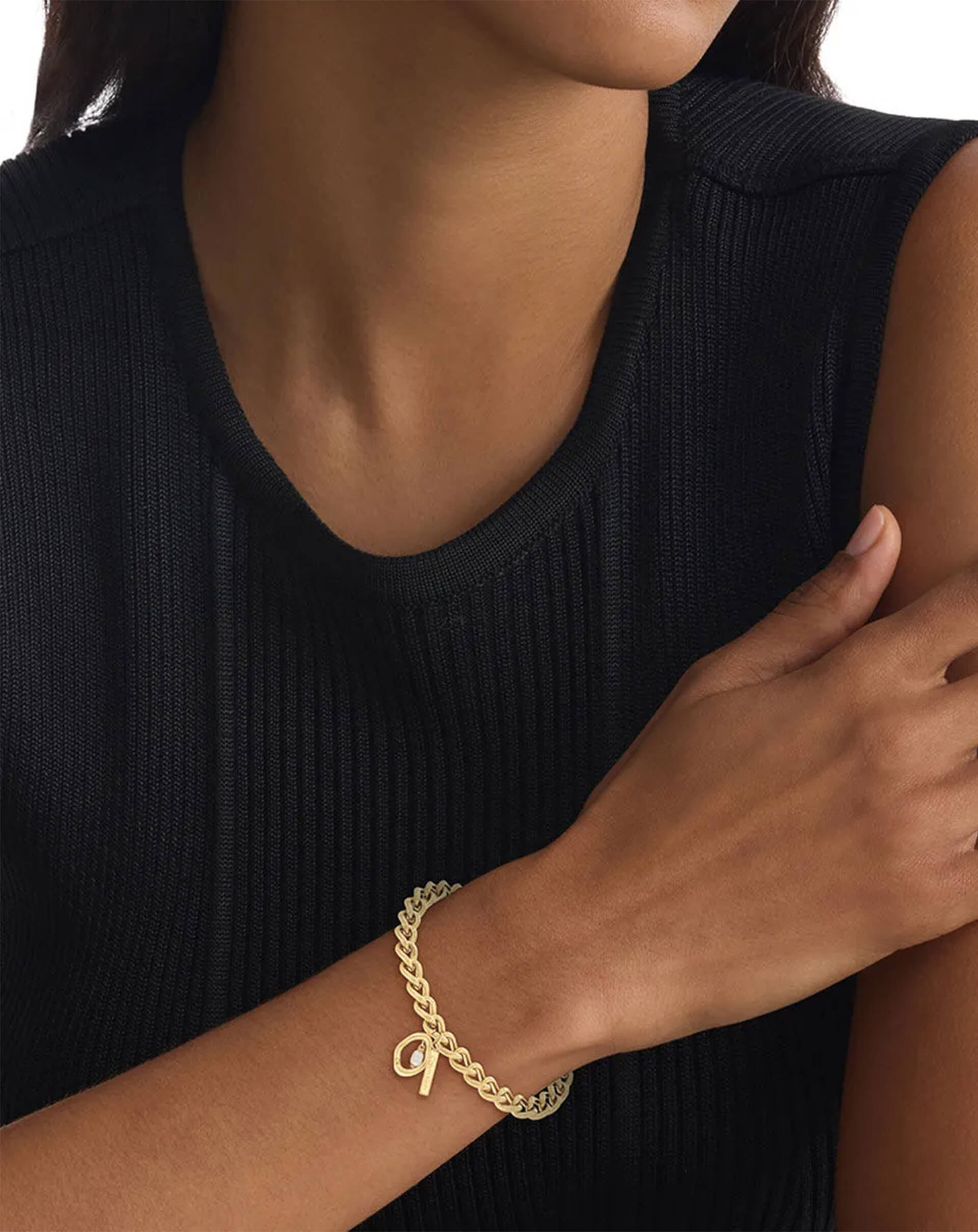 Calvin Klein İncili Kadın Bileklik CKJ35000561