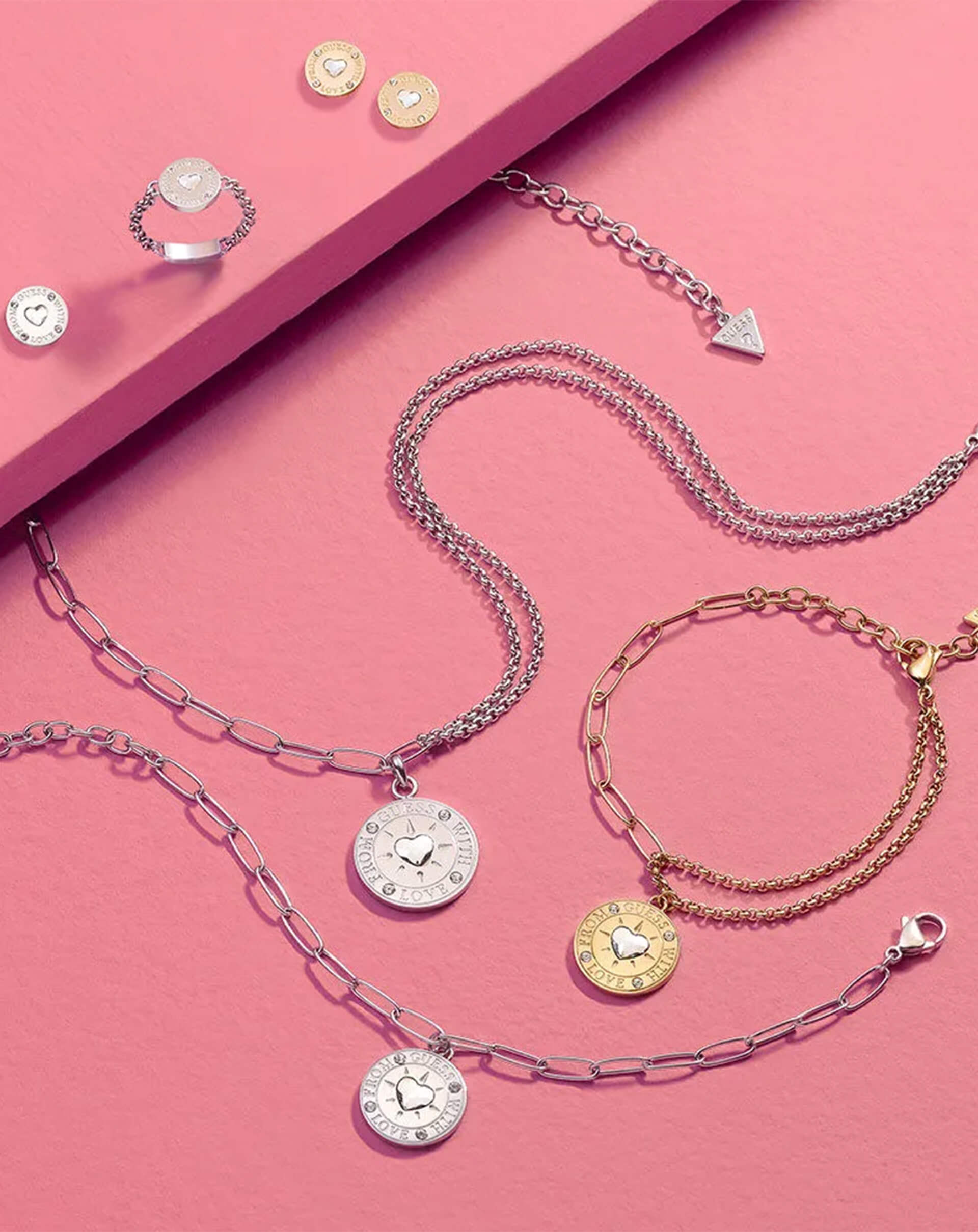 Guess Kalpli Kadın Bileklik JGUUBB70001S