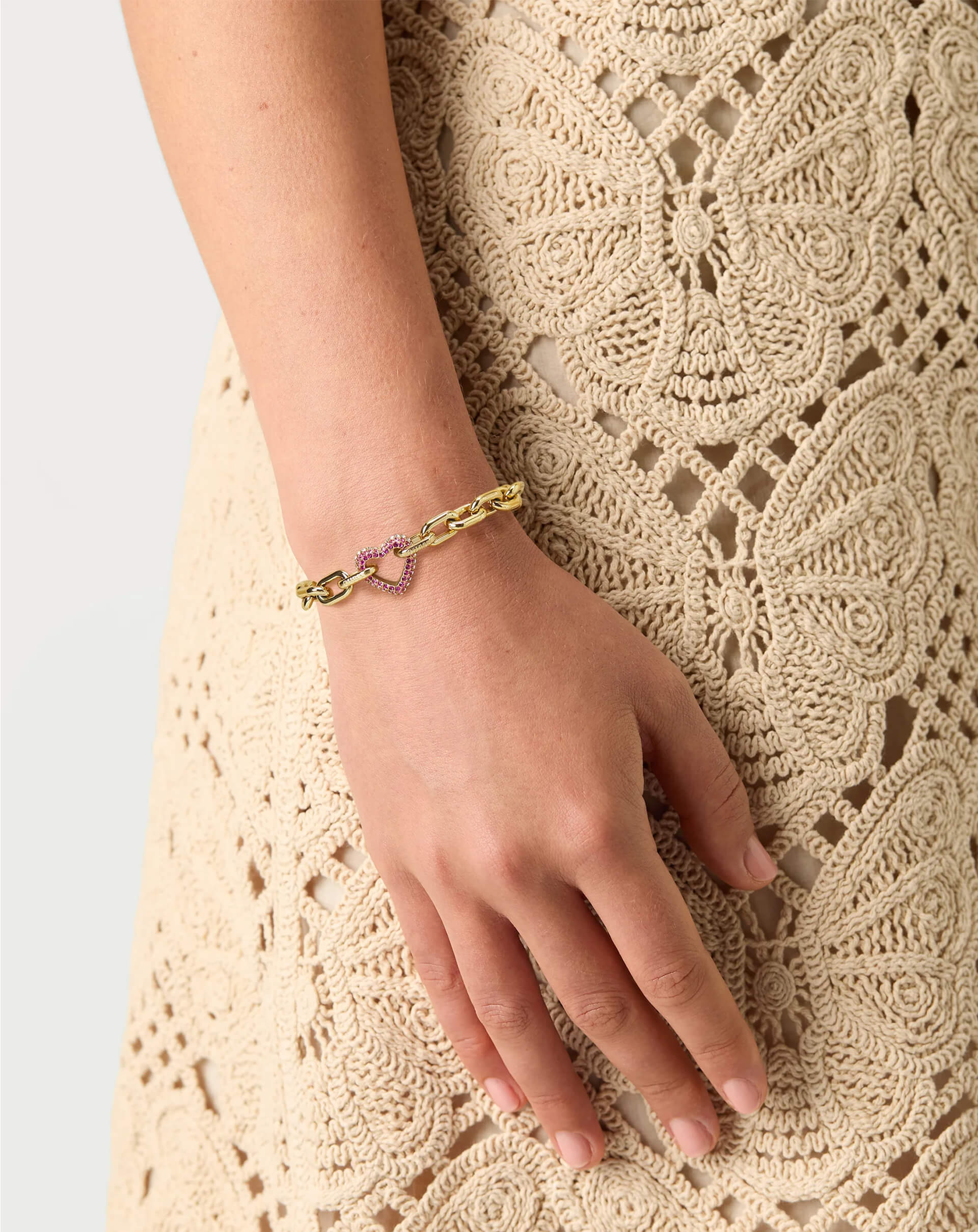 Guess Kalpli Kadın Bileklik JGUJUBB05005JWYGPKS