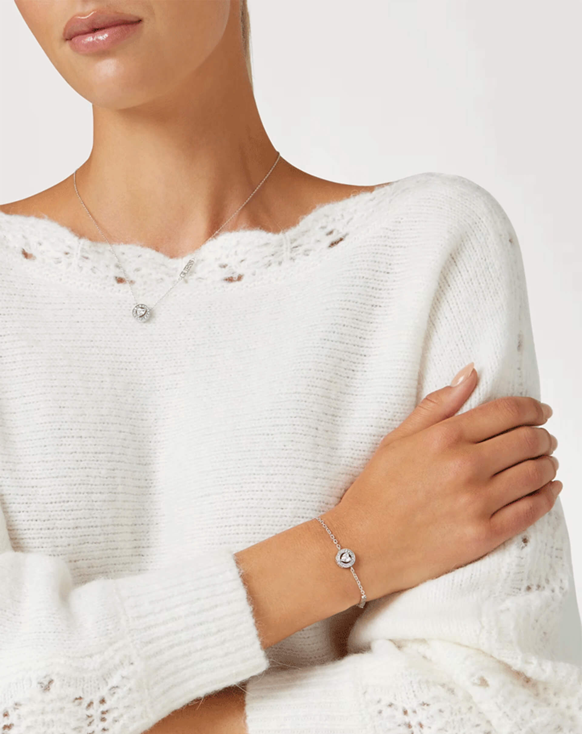 Guess Kalpli Kadın Bileklik JGUJUBB04668JWRHS